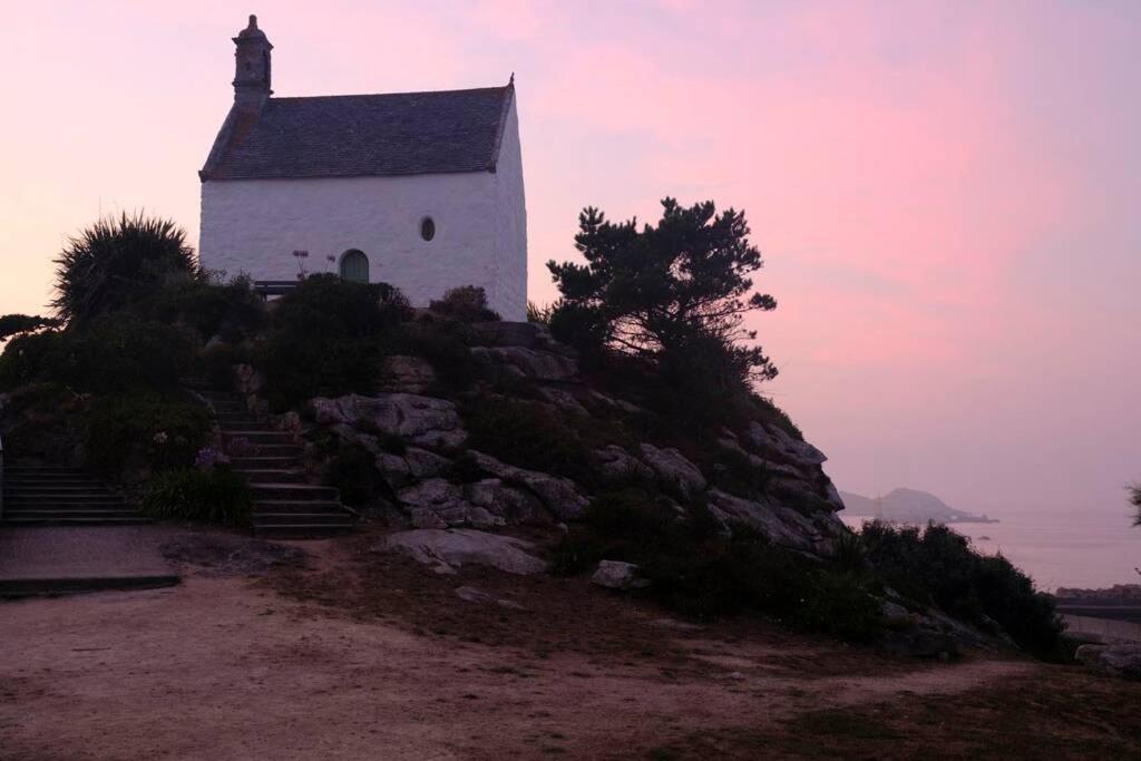 Maison près de la plage et de la thalasso Roscoff Extérieur photo